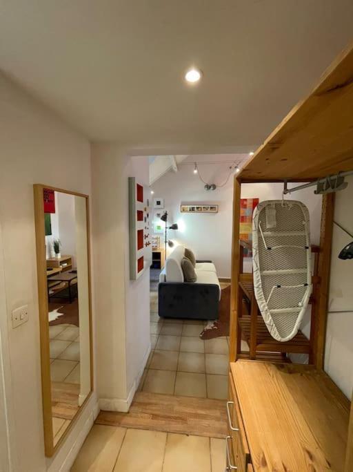 Apartment Cosy Place Des Abbesses-sacre-coeur !