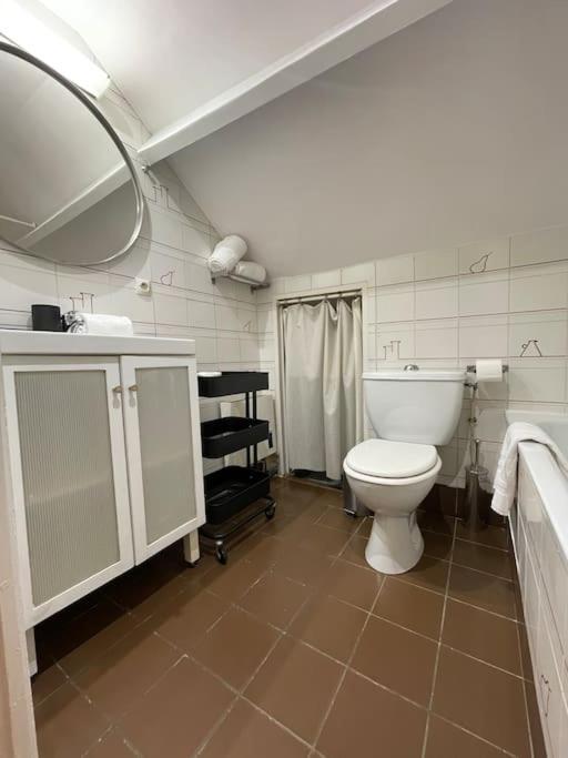 Apartment Cosy Place Des Abbesses-sacre-coeur ! Paris