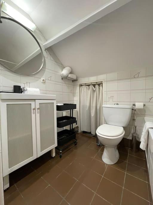 Apartment Cosy Place Des Abbesses-sacre-coeur ! *