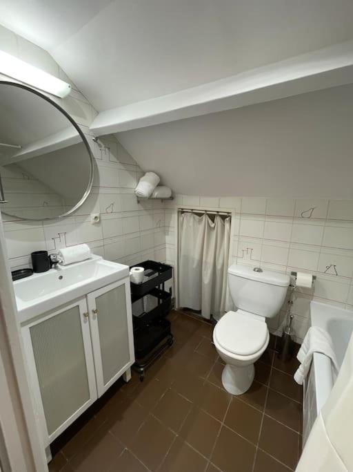Apartment Cosy Place Des Abbesses-sacre-coeur ! *
