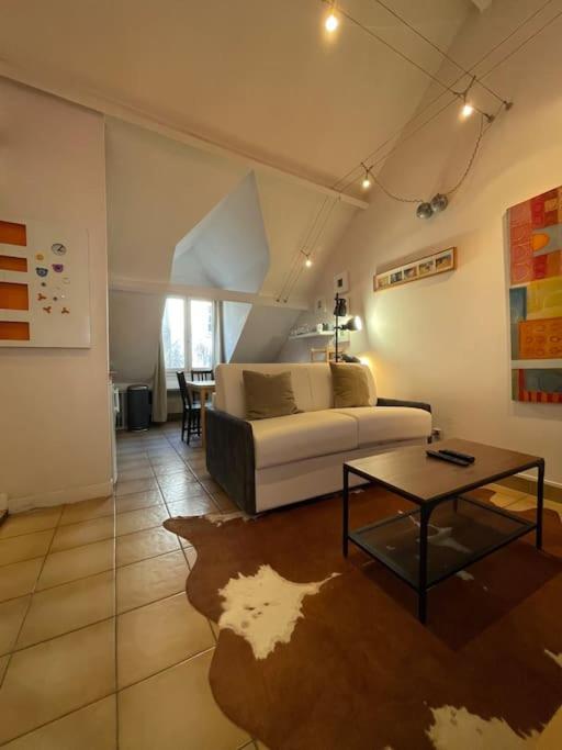 Apartment Cosy Place Des Abbesses-sacre-coeur ! Paris